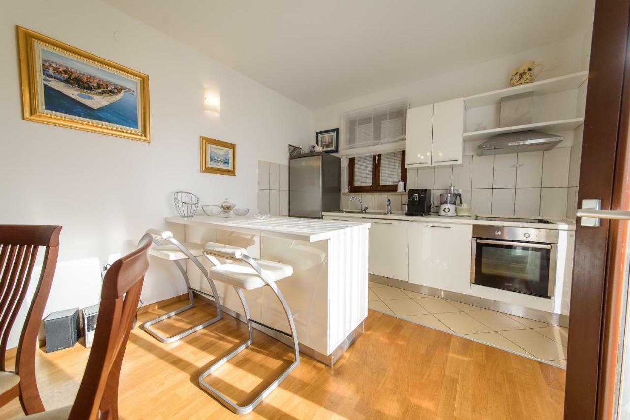 Apartment Happy ซาดาร์ ภายนอก รูปภาพ